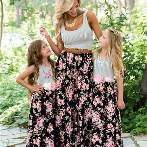 Set of Mommy and Me Floral Maxi Dresses size Small